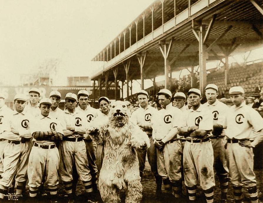 http://chuckmanchicagonostalgia.files.wordpress.com/2010/12/photo-chicago-chicago-cubs-and-their-mascot-stands-behind-sepia-1908.jpg