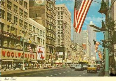 STATE STREET - WOOLWORTH'S - OTHER STORES - FLAGS - BUSY LOOKING NORTH - c1960