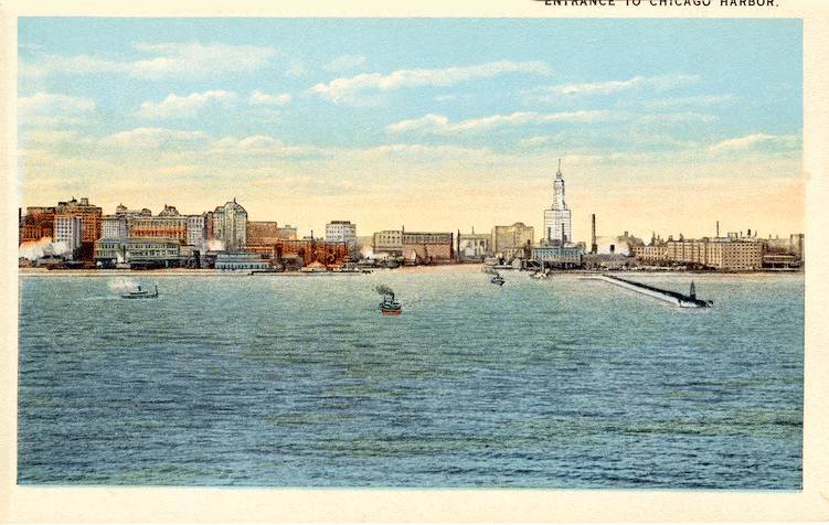 POSTCARD - CHICAGO - ENTRANCE TO CHICAGO HARBOR - PANORAMA FROM OUT IN LAKE - EARLY