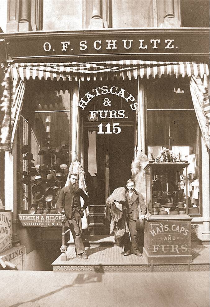 PHOTO - CHICAGO - O.F. SCHULTZ HATS CAPS AND FURS - STOREFRONT WITH FATHER AND SON - PRE-1900