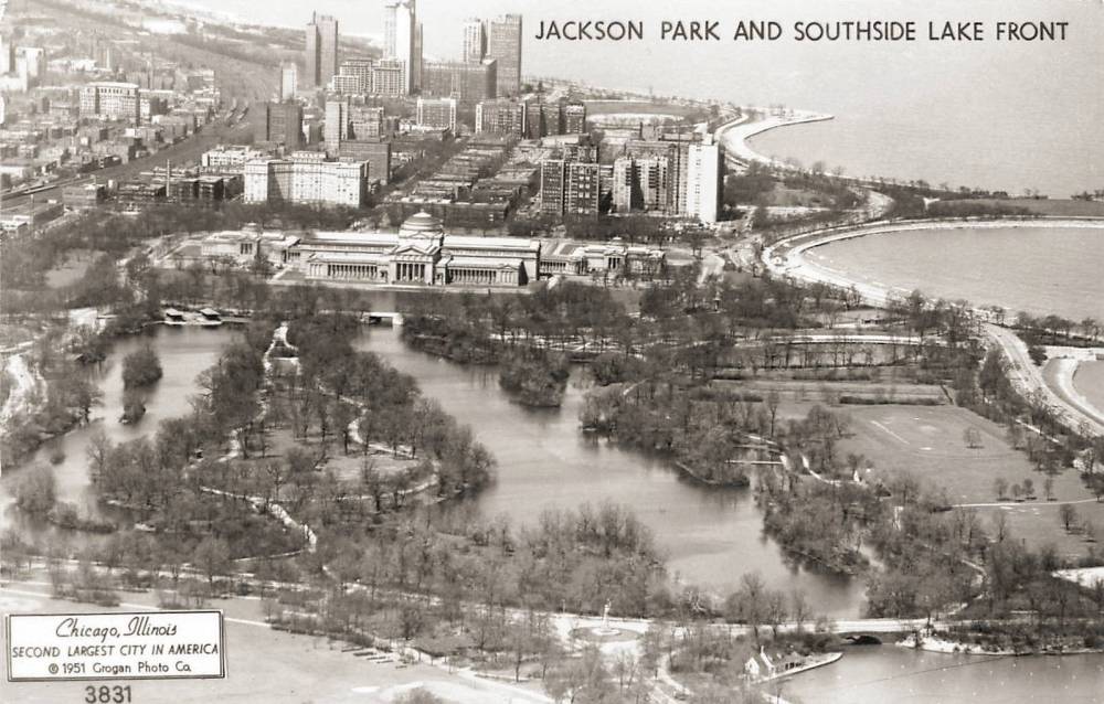 POSTCARD - CHICAGO - JACKSON PARK AND SOUTHSIDE LAKE SHORE - AERIAL - SECOND LARGEST CITY SERIES - 1951