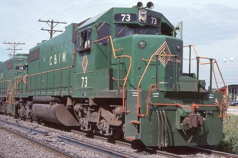 PHOTO - CHICAGO - TRAIN - CHICAGO AND ILLINOIS MIDLAND - DIESEL-ELECTRIC ENGINES 73 AND 74 - 1977