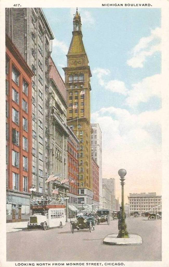 POSTCARD - CHICAGO - MICHIGAN BLVD - LOOKING N FROM MONROE - DOUBLE DECKER BUS - COP ON ISLAND - 1920s