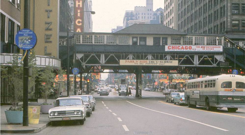PHOTO - CHICAGO - STATE STREET - LOOKING S FROM JUST N OF ELEVATED - EARLY EVENING - 1962