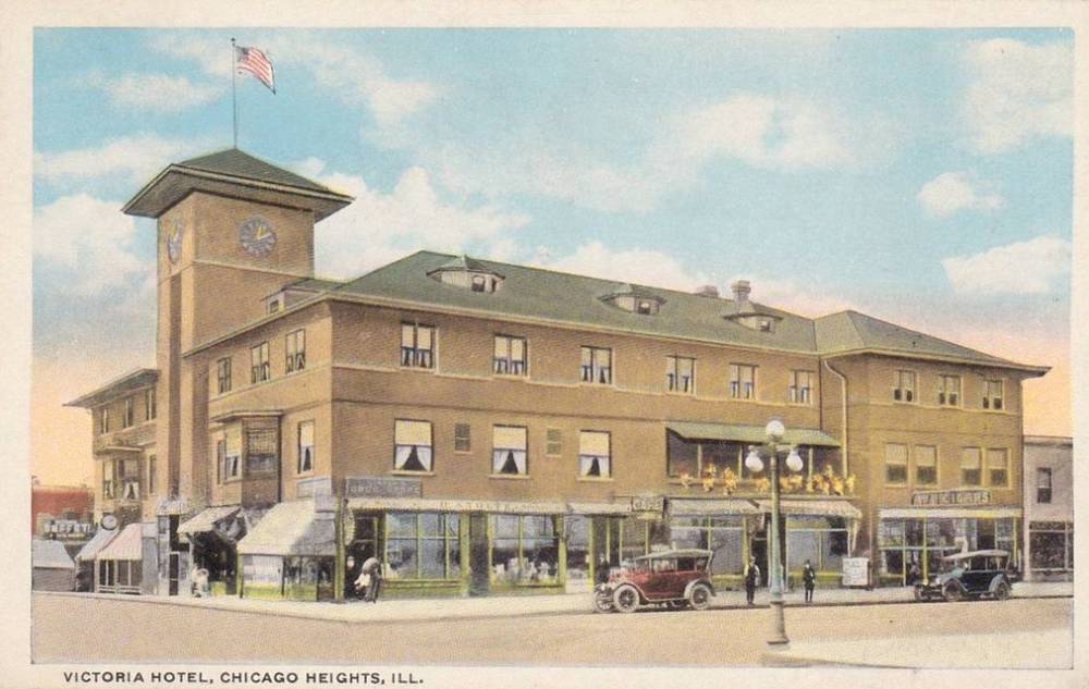 POSTCARD - CHICAGO - VICTORIA HOTEL - CHICAGO HEIGHTS - PRAIRIE SCHOOL INFLUENCE - TINTED - c1920