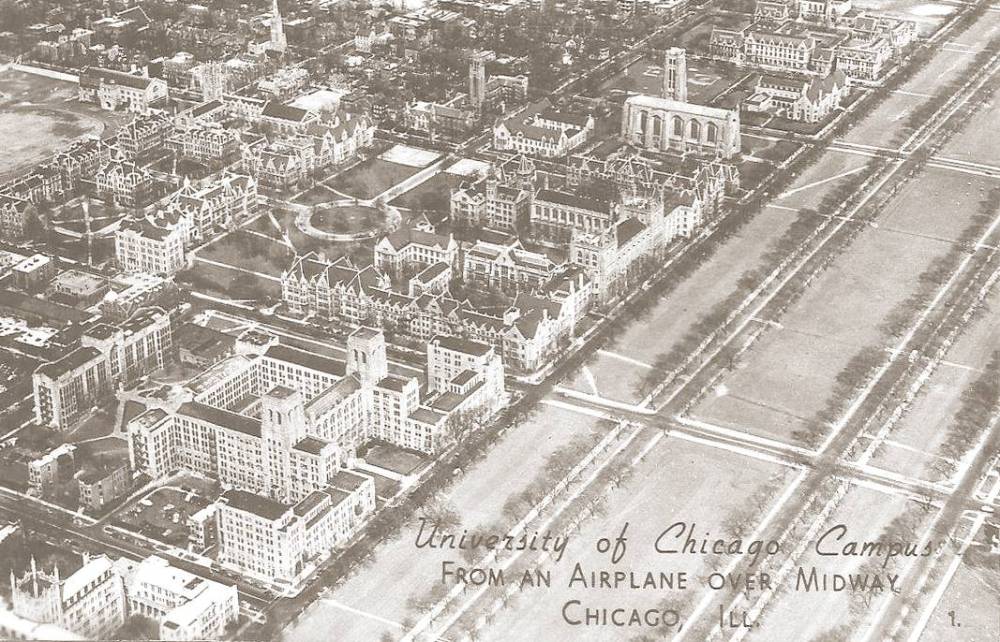 POSTCARD - CHICAGO - UNIVERSITY OF CHICAGO - AIRPLANE VIEW