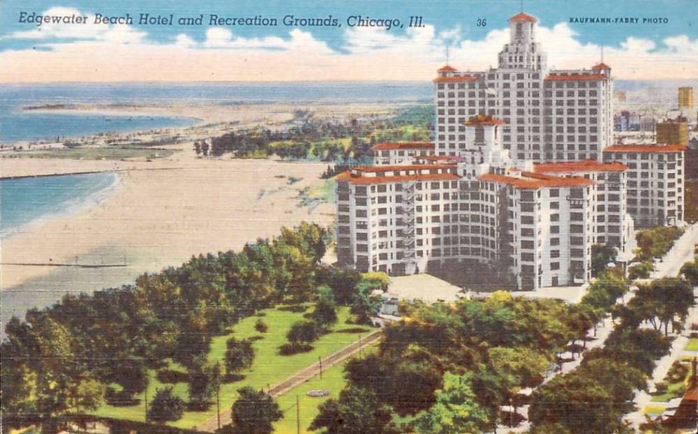 POSTCARD - CHICAGo - EDGEWATER BEACH HOTEL AND RECREATION GROUNDS - AERIAL - c1950