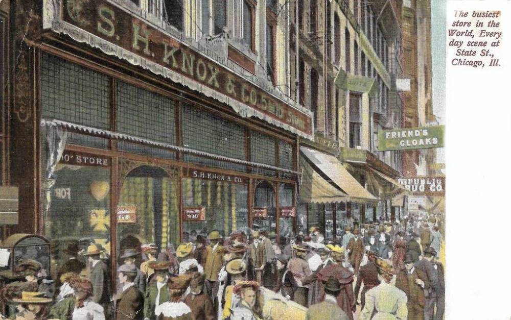 POSTCARD - CHICAGO - STATE STREET - BUSIEST STORE IN THE WORLD - S H KNOX - HUGE CROWDS  - c1910