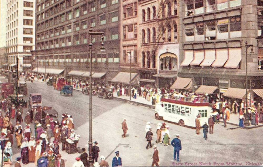 POSTCARD - CHICAGO - STATE STREET - LOOKING N FROM MONROE - CROWDS - DOUBLE DECK BUS - TINTED - 1920s.jpg