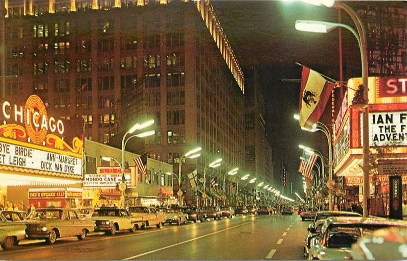 POSTCARD - CHICAGO - STATE STREET - LOOKING SE - CHICAGO LOOP AND STATE LAKE THEATERS - 1963