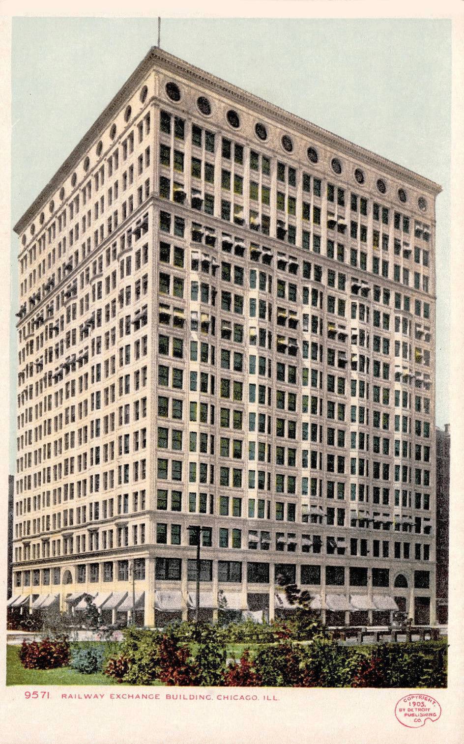 A POSTCARD - CHICAGO - THE RAILWAY EXCHANGE BUILDING - MICHIGAN AVE - NOTE THE AWNINGS - 1905