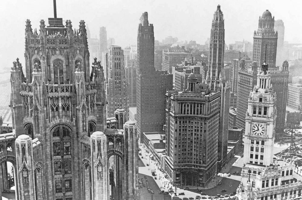 PHOTO - CHICAGO- MICHIGAN AVE AND WACKER DRIVE - AERIAL PANORAMA - ALMOST LIKE CATHEDRAL SPIRES - 1920s
