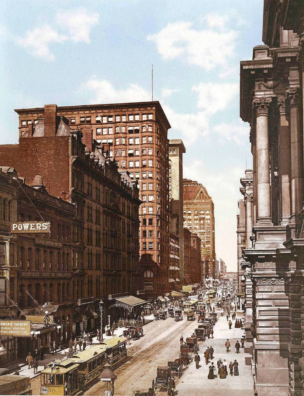 A PHOTO - CHICAGO - RANDOLPH STREET - AERIAL LOOKING E TOWARDS STATE - POWERS THEATRE - SHERMAN HOUSE HOTEL - CABLE CARS - WAGONS - TINTED - 1900