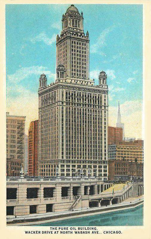 A POSTCARD - CHICAGO - THE PURE OIL BUILDING - OTHER NAMES INCLUDE THE JEWELERS BUILDING - N WABASH ANDWACKER DRIVE - TINTED - 1920s