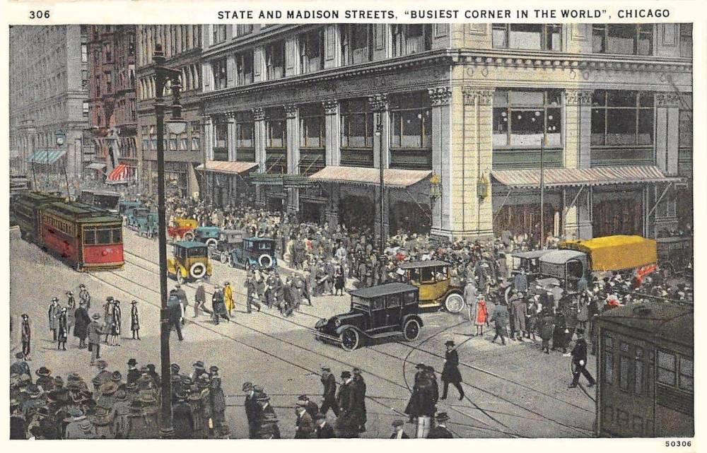 AA POSTCARD - CHICAGO - STATE AND MADISON - AERIAL - MANDEL BROTHERS DEPARTMENT STORE - CROWDS - CARS AND TRUCKS - STREETCARS - FINE VERSION - TINTED - 1930