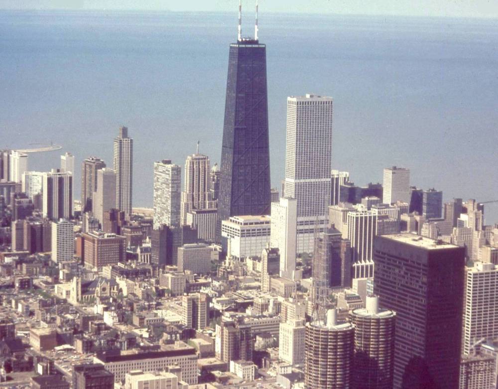 PHOTO - CHICAGO - AERIAL PANORAMA LOOKING NE LIKELY FROM TOP OF SEARS TOWER - DATE UNCERTAIN - MAYBE 1970s