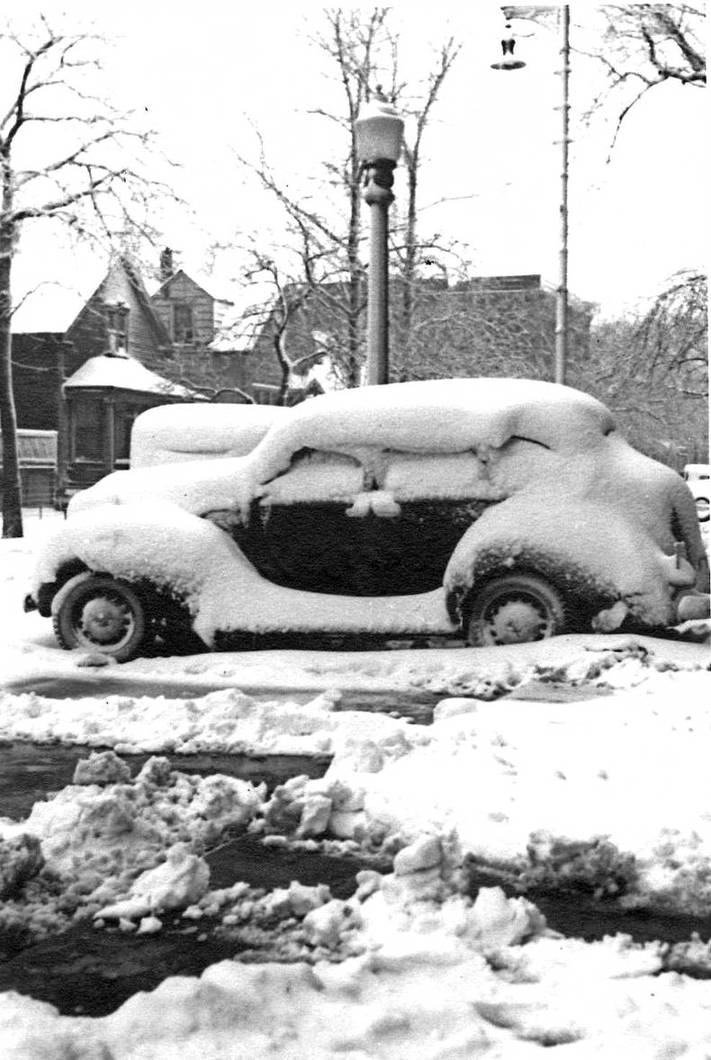 A PHOTO - CHICAGO - N MARSHFIELD AVE - CAR PARKED ON NEIGHBORHOOD STREET - HEAVY SNOW - APRIL 1938
