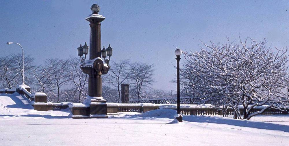 xx photo - chicago - grant park scene - after heavy snow - 1962