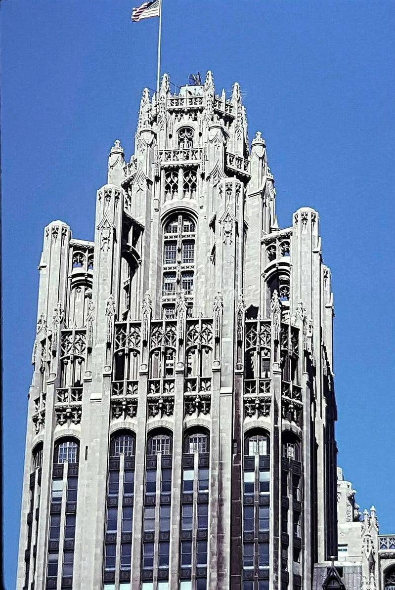 A PHOTO - CHICAGO - TRIBUNE TOWER - UPPER PORTION - N MICHIGAN AVE - 1985