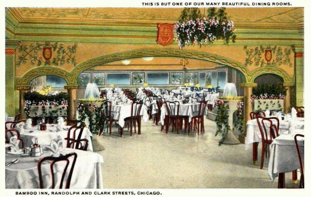 POSTCARD - CHICAGO - BAMBOO INN RESTAURANT - RANDOLPH AND CLARK - ONE OF MANY BEAUTIFUL DINING ROOMS - INTERIOR - TINTED - 1930s