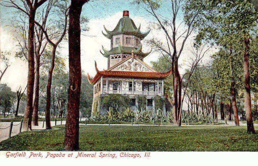 POSTCARD - CHICAGO - GARFIELD PARK - CHINESE PAGODA AT MINEREAL SPRING - TINTED - NICE VERSION - c1910